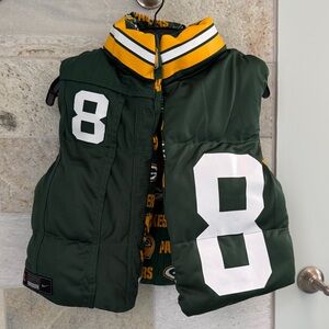 Green Nike Women's Vest with Number 8